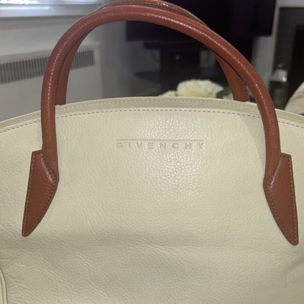 UNICORN Vintage Givenchy satchel, pebbled leather.  See Description!
